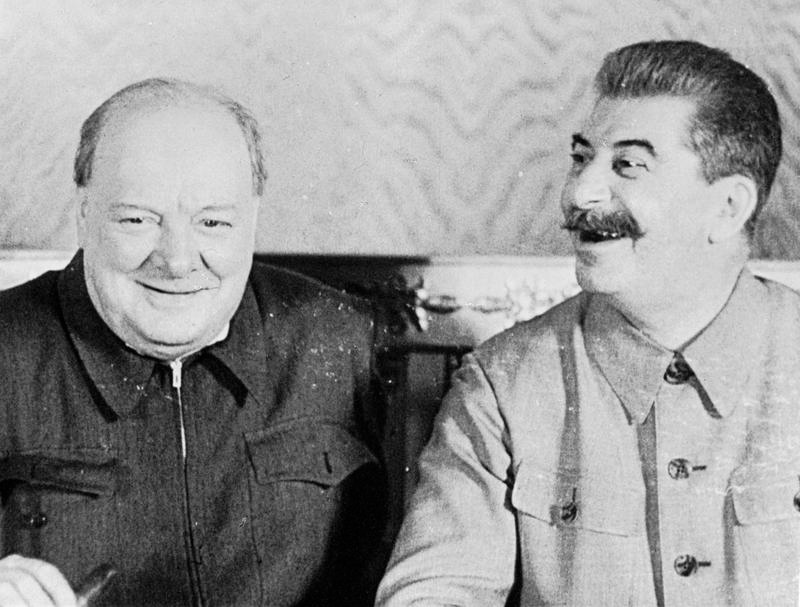 Excesul de daruri din partea Churchill pentru prietenul Stalin