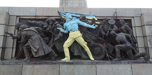 Războiul din Ucraina și ștergerea moștenirii sovietice