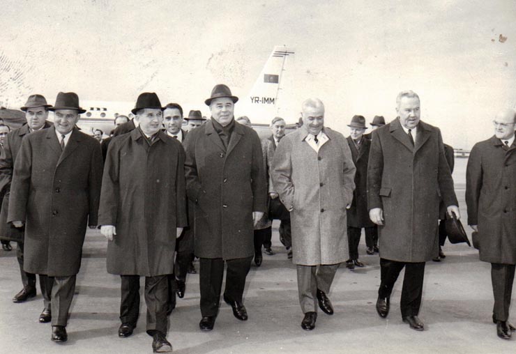 Nicolae Ceaușescu și controlul sovietic