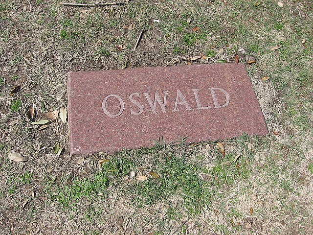 L-a împuşcat Oswald pe preşedintele Kennedy?